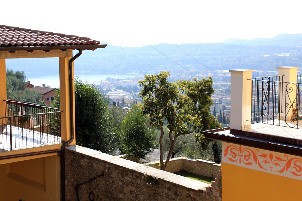 Tenuta Margherita Guest House Salo Bagian luar foto